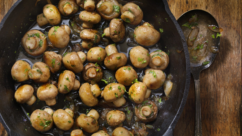 mushrooms in cast iron skillet