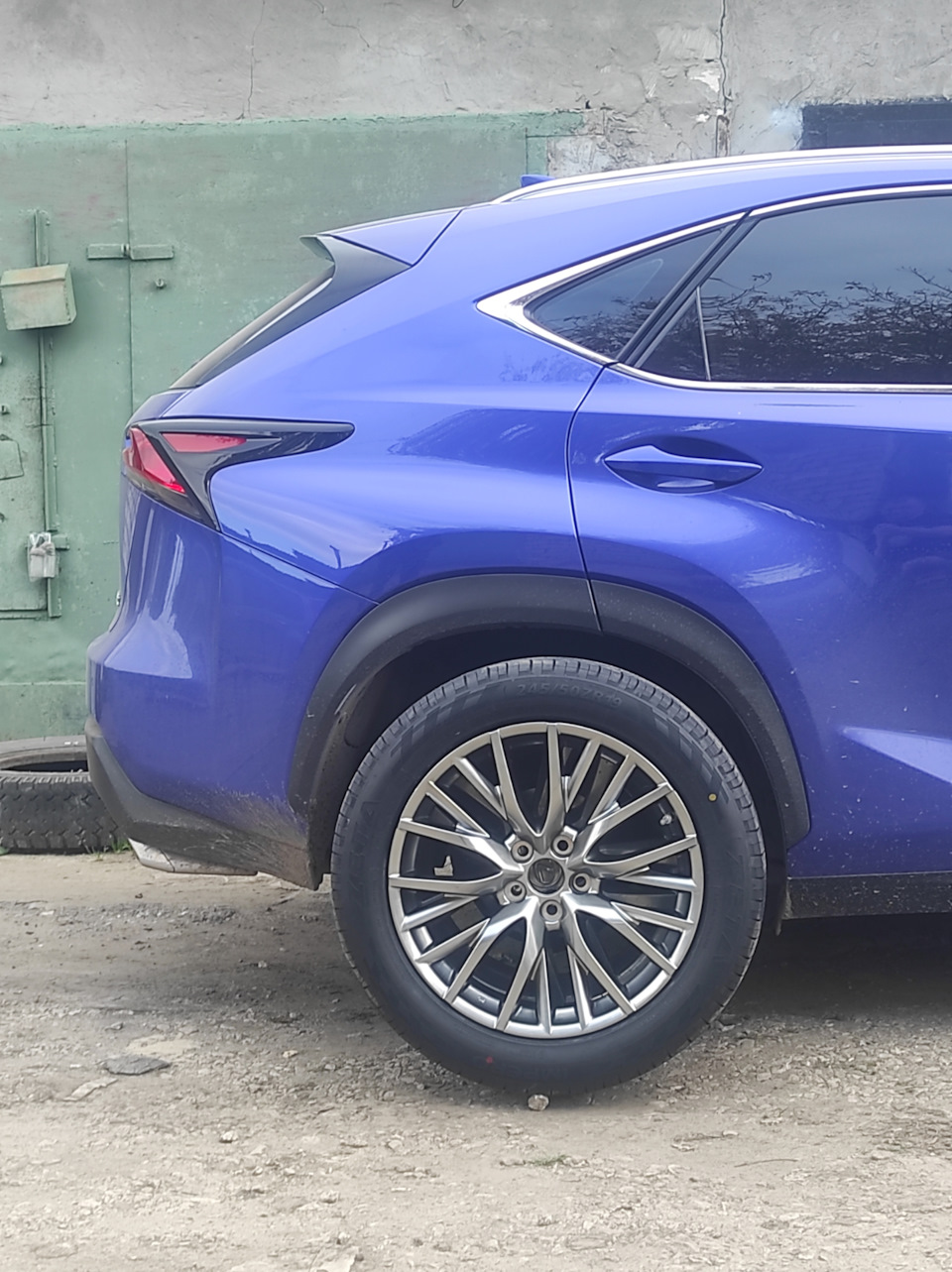 Фото в бортжурнале Lexus NX (1G)