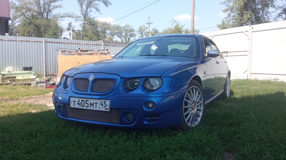 MG ZT