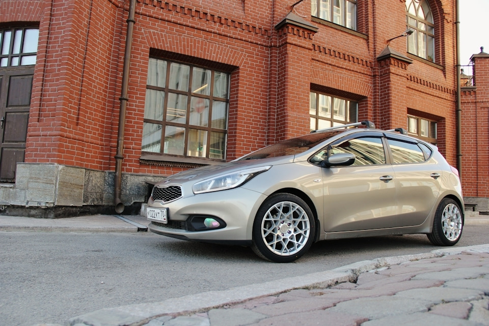 Фото в бортжурнале KIA Ceed (2G)