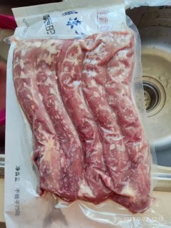 「复购率极高的鸭脖，吃了还想吃!」