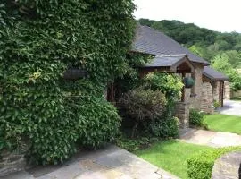 Ty Carreg Fach Staycation Cottage Cardiff