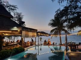 Samui Honey Backpacker Bungalow，位于曾蒙海滩的酒店