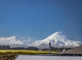 Adventure Seekers Lodge - National Park Retreat