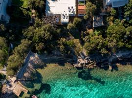 Seafront House on Island Korčula，位于科尔丘拉的酒店