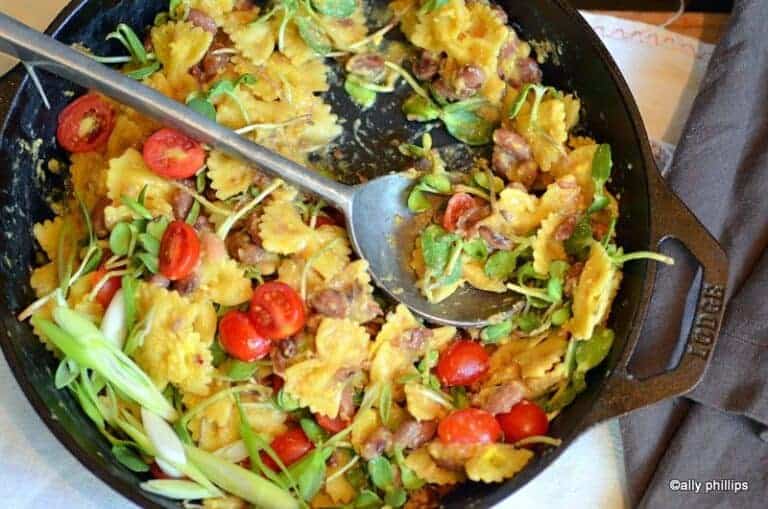 farfalle bean breakfast pasta