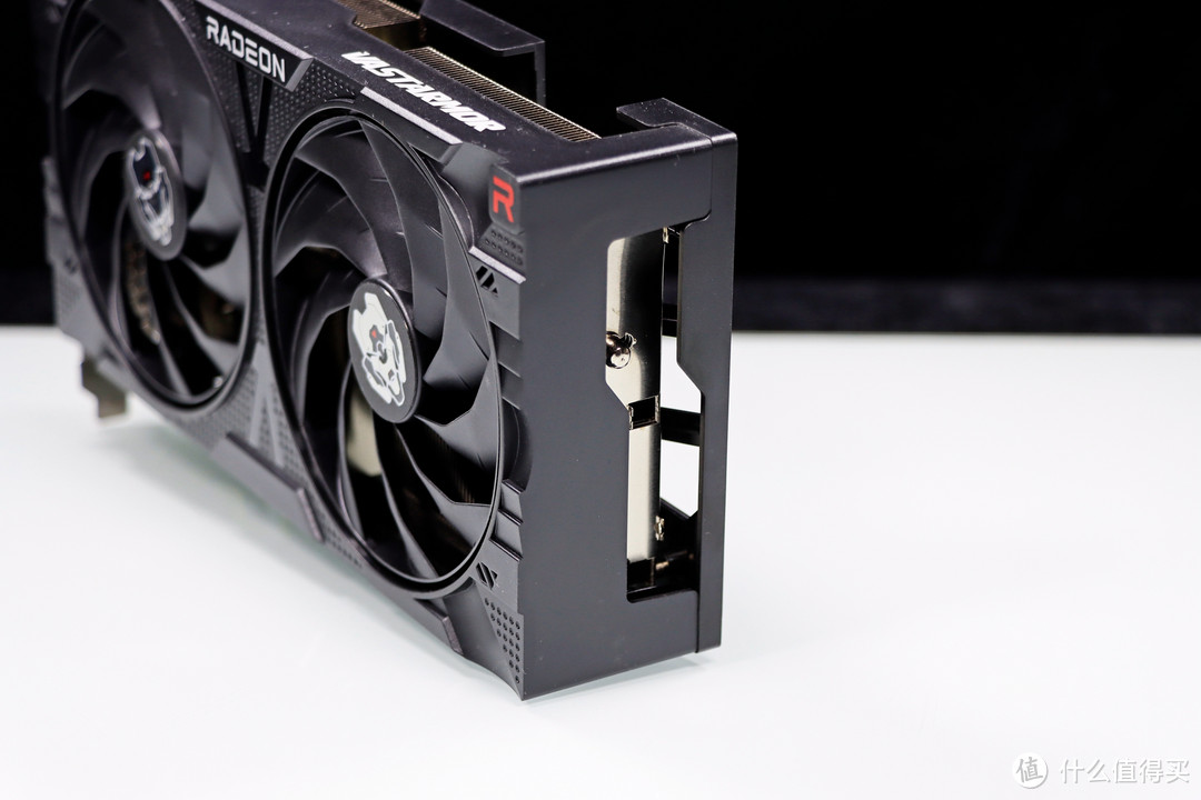 Radeon RX 7650GRE 登场，GTX1060 的钉子户们该换显卡了！