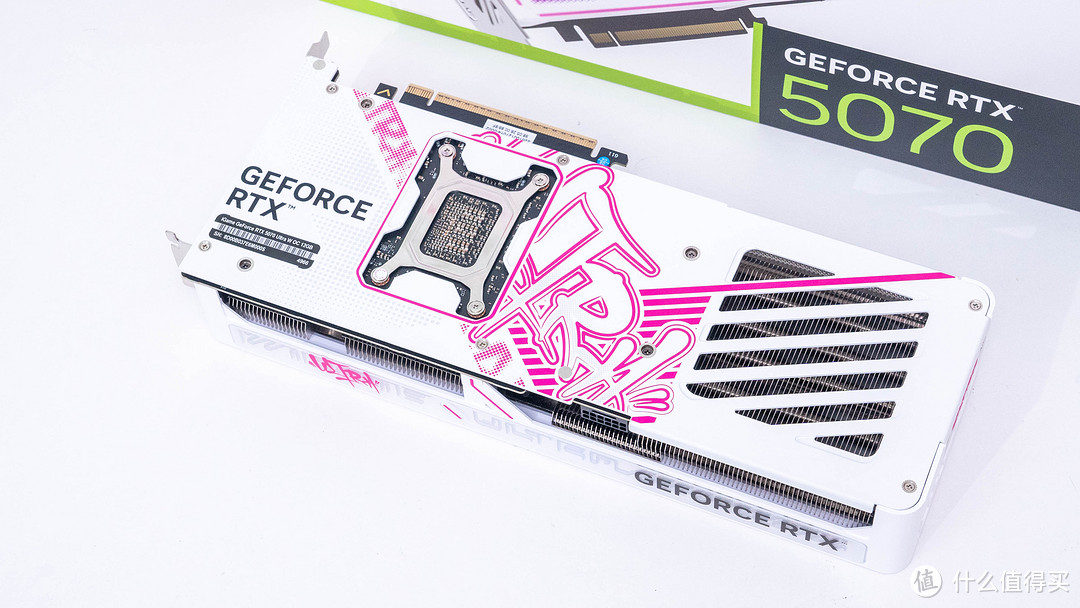 用颜值开路：七彩虹iGame RTX 5070 Ultra W OC 12GB显卡评测