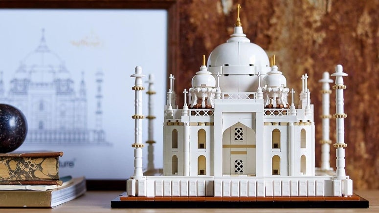 Amazon Has Some Great Deals on LEGO Architecture Sets Right Now