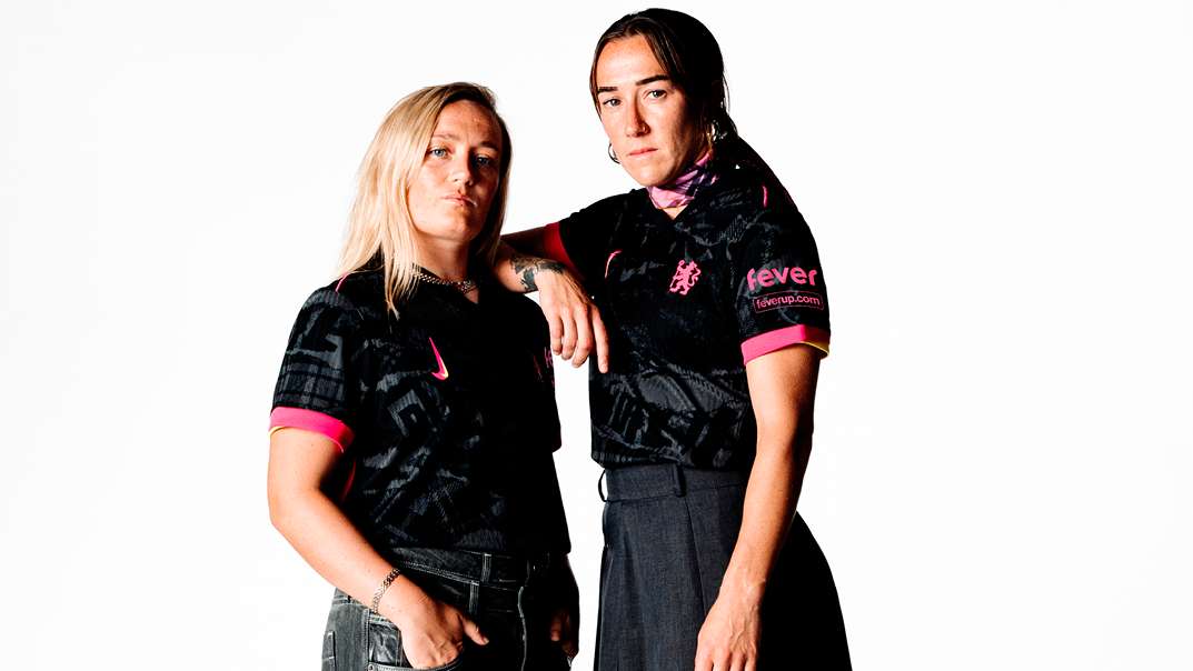 Erin Cuthbert Lucy Bronze 2024-25 Chelsea third kit