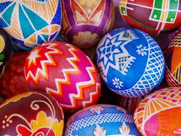 The composition of colorful Easter eggs online puzzle