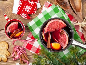 Christmas drink with citrus fruits and spices online puzzle