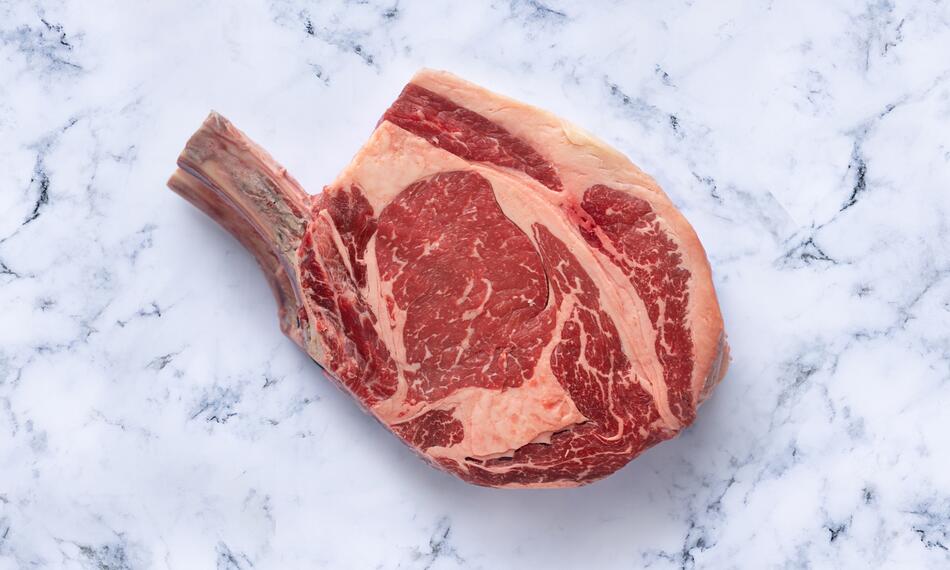 forerib beef on marble 