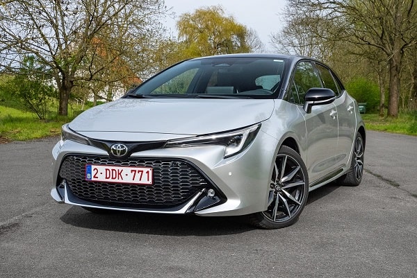 rijtesten Test Toyota Corolla GR Sport (2023)