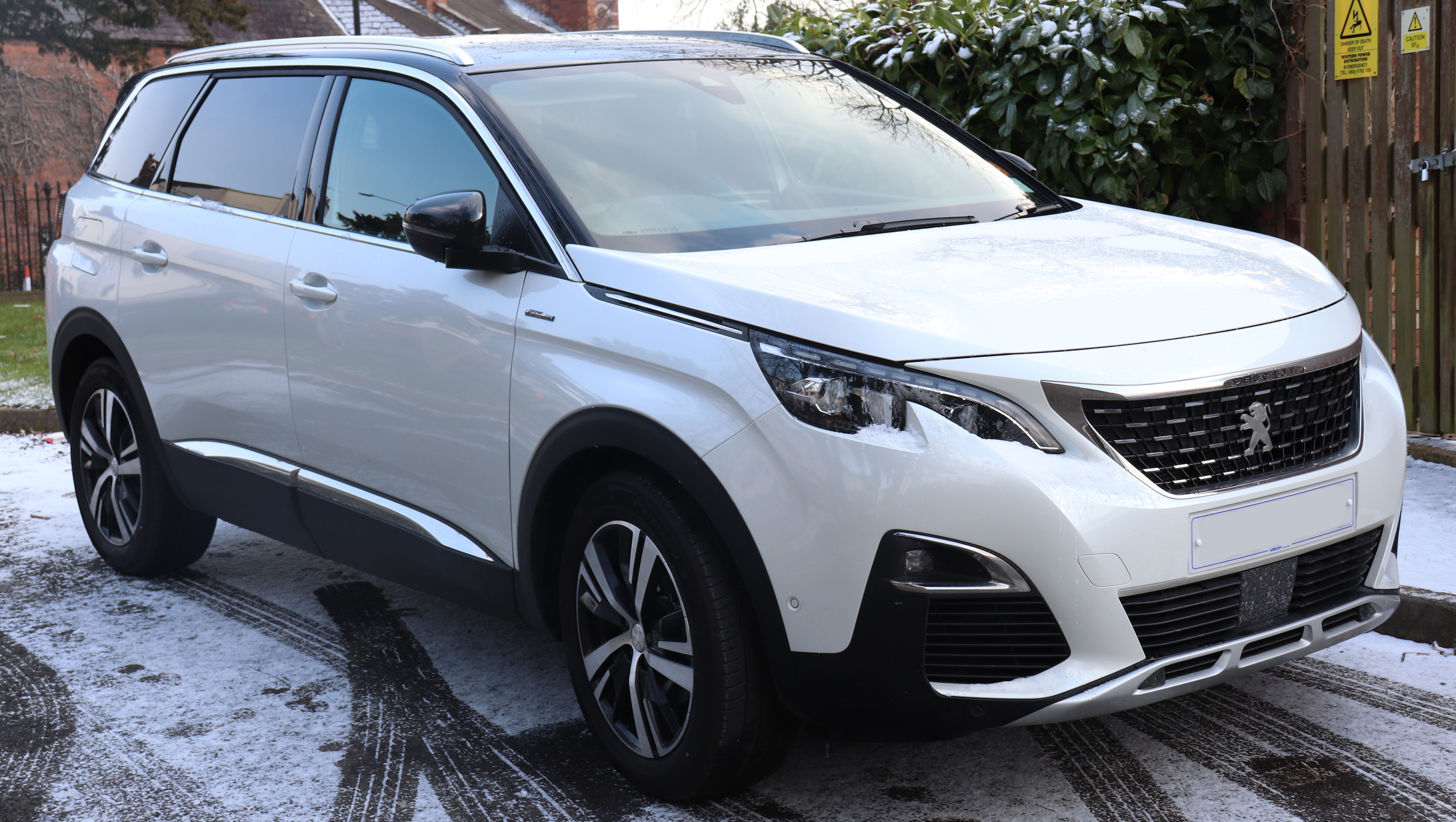 Peugeot 2008 4k specifications