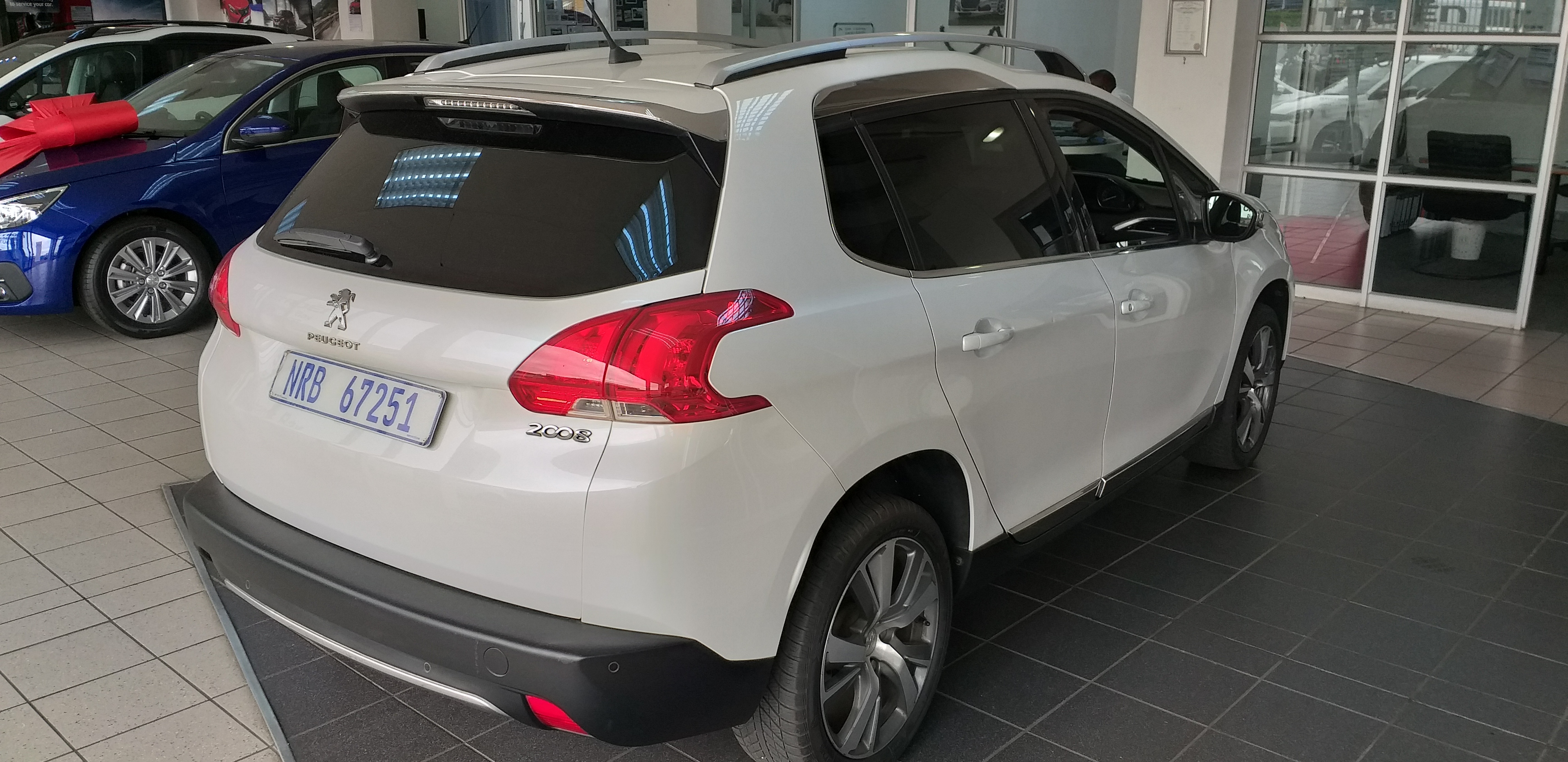 Peugeot 2008 accessories 2016