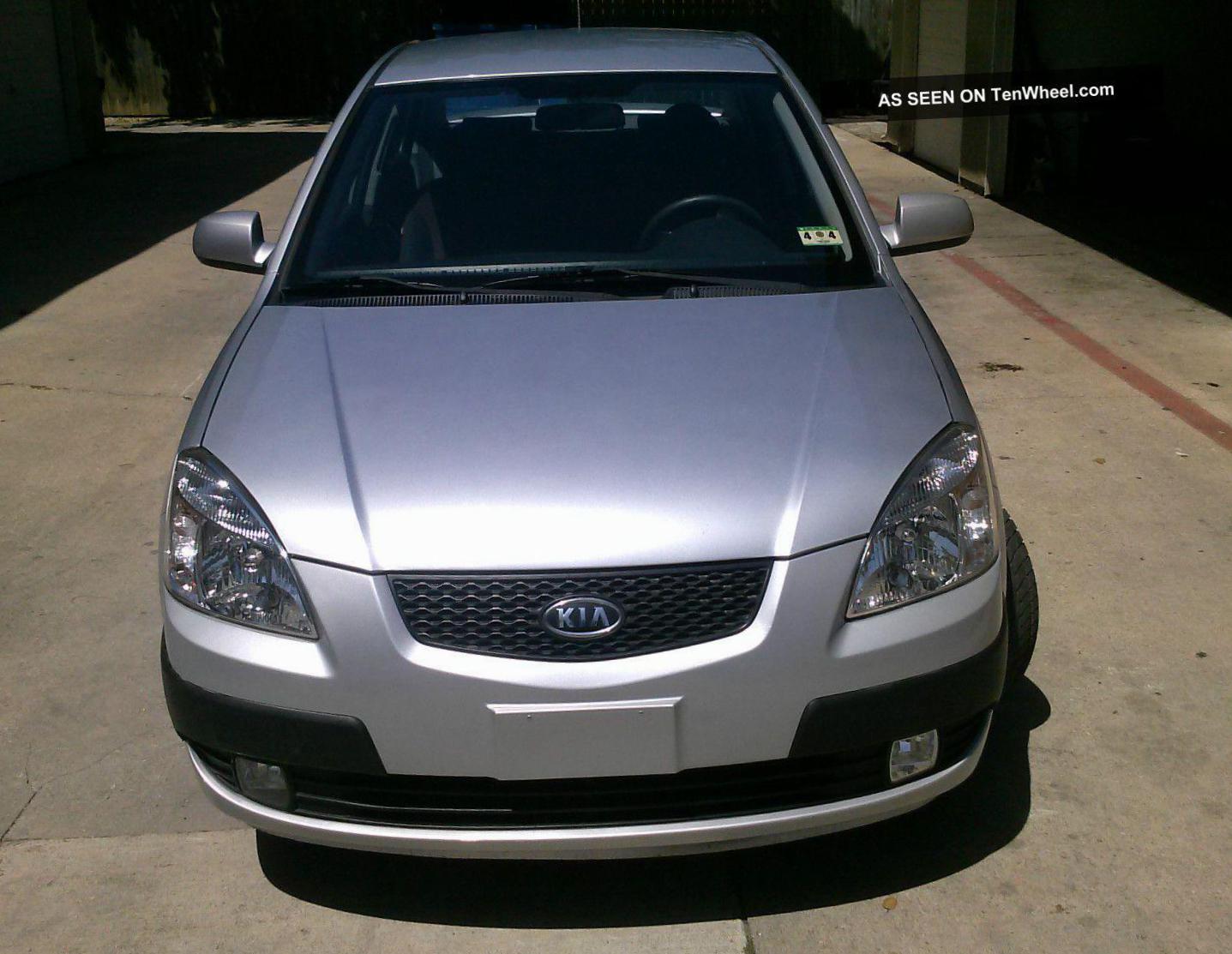 KIA Rio Sedan for sale hatchback