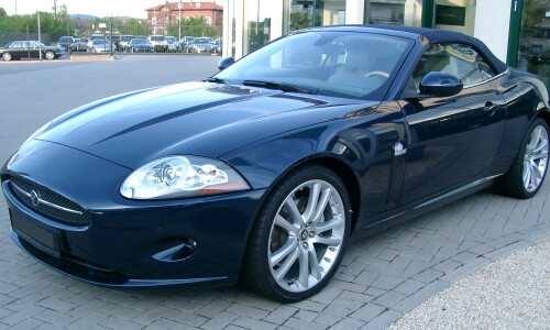 Jaguar XK8 #1