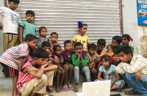 Street Cinema with kids in Delhi