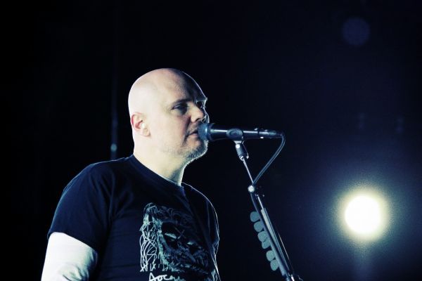 la musique,Billy Corgan,musicien,guitariste,en chantant,divertissement