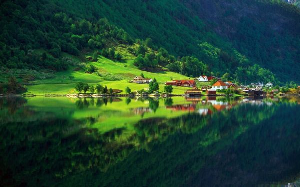 landskap,sjö,natur,reflexion,grön,kulle