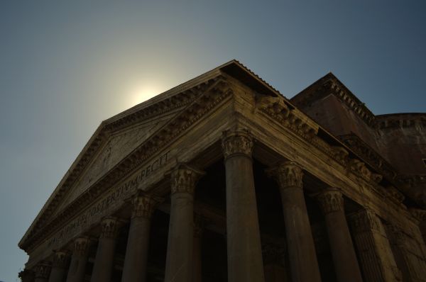 arquitectura,edificio,cielo,simetría,historia,columna