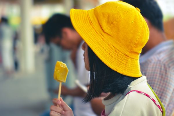 fotografia,templo,amarelo,humano,chapéu,laranja