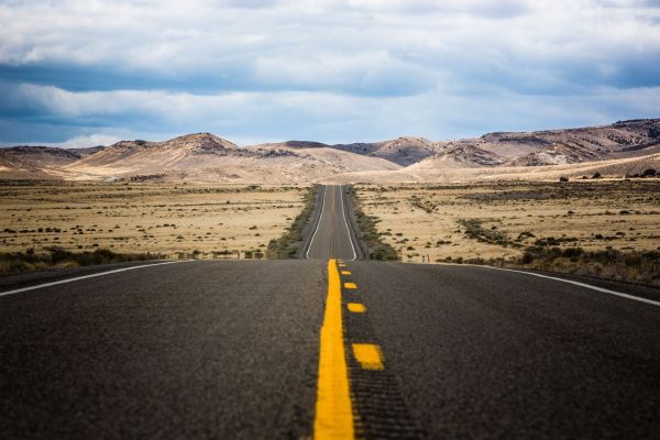 la carretera,montañas