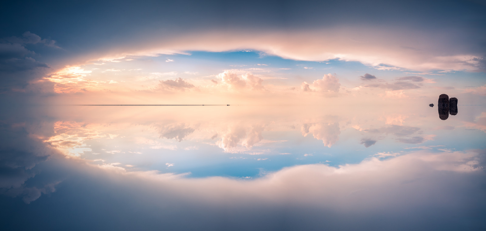 mrak, voda, neba, atmosféra, odlesk, Natural landscape, západ slnka, súmrak, slnečnému žiareniu, svitanie, atmosférický jav, horizont, červená obloha v dopoludňajších hodinách, kupa, strom, dopoludnia, krajina, jazero, pokojný, svitania, priestor, odraz, meteorologický jav, večerné, hmla, tma, pohorie, znieť, oceán, nádrž, zimné, vlna, krídlo, jazero, slnko, noc, pobrežie, kopec, Lake District, ART, nebeská udalosť, astronomický objekt, vietor, morská vlna, lučina