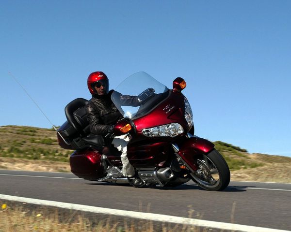 auto,motocykel,vozidlo,Honda,Honda Gold Wing,motocyklové