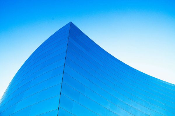 sunlight,architecture,sky,symmetry,skyscraper,blue