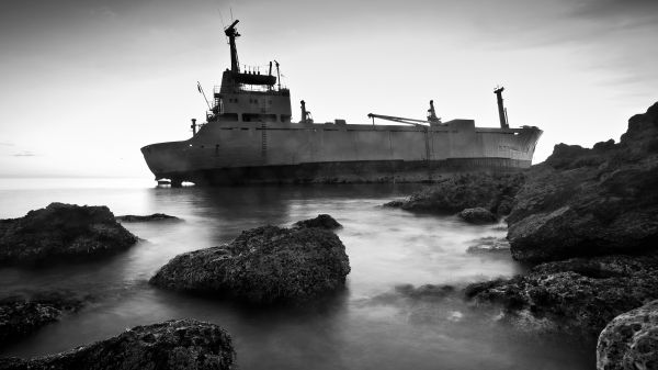 kapal,laut,hitam,satu warna,teluk,batu