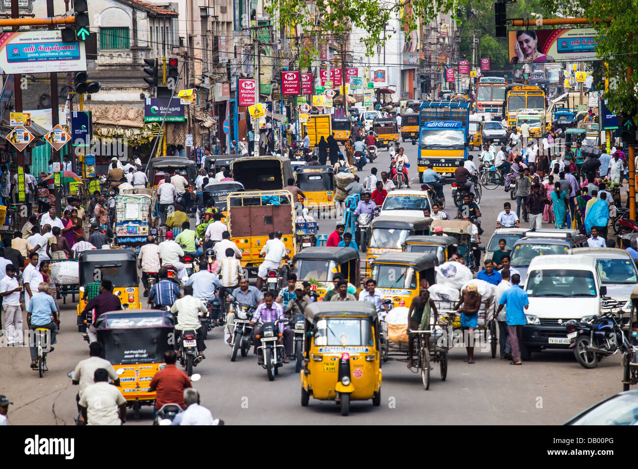 Picture Of Busy Street - Asesores