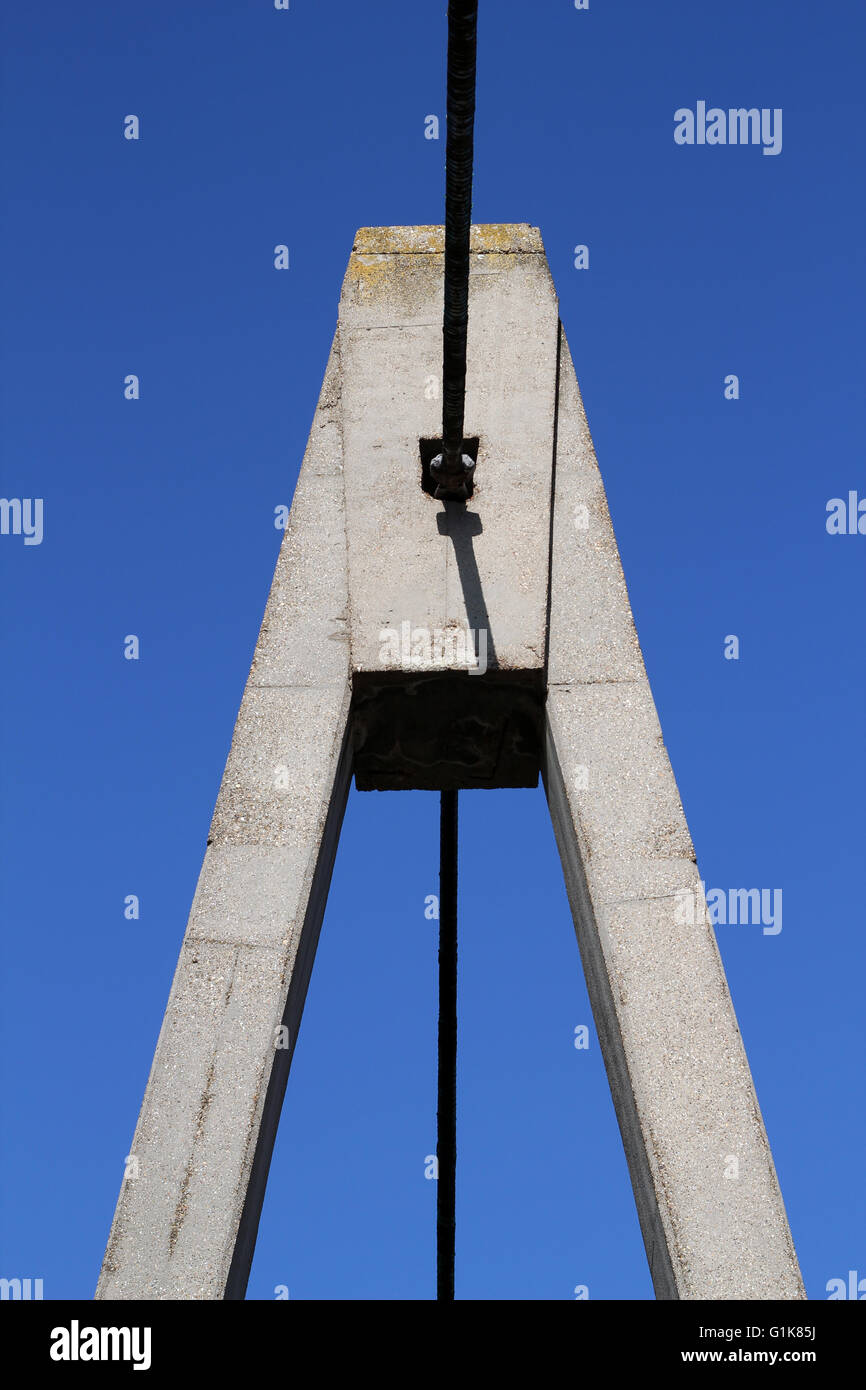 Pylon construction hi-res stock photography and images - Alamy