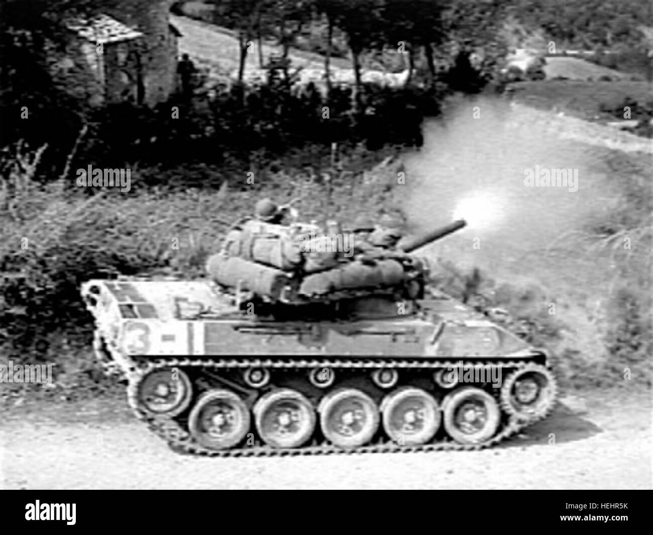 M18-Hellcat-fires-Italy Stock Photo