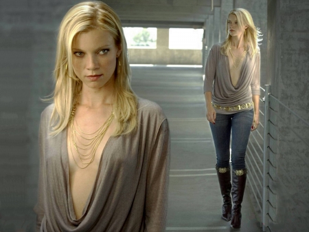 Amy Smart - blouse, wallpaper, 2019, model, beautiful, actress, amy, blend, amy smart, smart, sexy, jeans, boots