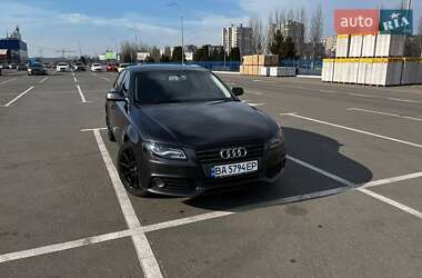 Седан Audi A4 2011 в Черкасах