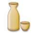 Bouteille de saké et tasse