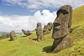 easter-island.jpg