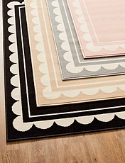 Scalloped Edge Rug Black