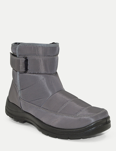 Pegasus Showerproof Touch Fasten Boot