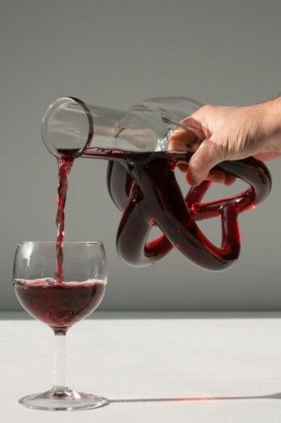 Unique Wine Bottle (10 pics)