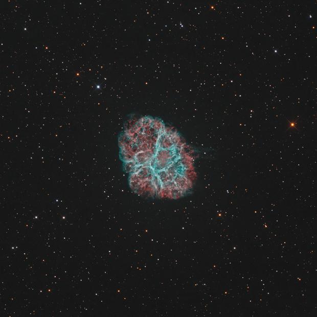 M1 - Crab nebula in HOO - OIII enhanced - RGB stars, Guillaume Gruntz