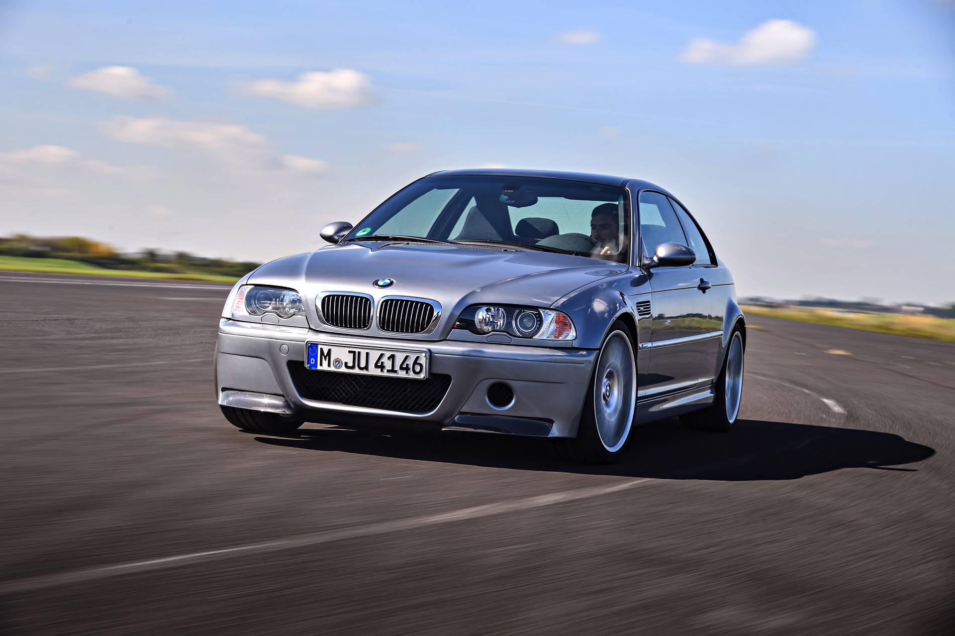 Video - BMW M3 E46 CSL en circuito | BMW FAQ Club