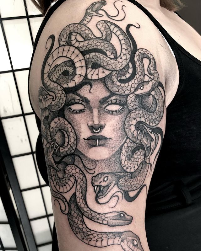 Mens medusa back tattoo photos