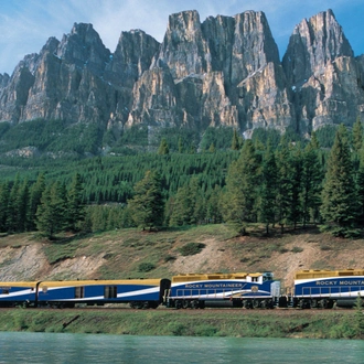 tourhub | Calgary Tours | 7-Day Rocky Mountaineer First Passage to the West Tour from Calgary | Deluxe Train Vacation & Rockies Relax 