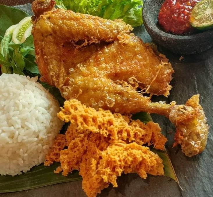 Detail Gambar Ayam Kremes Nomer 28