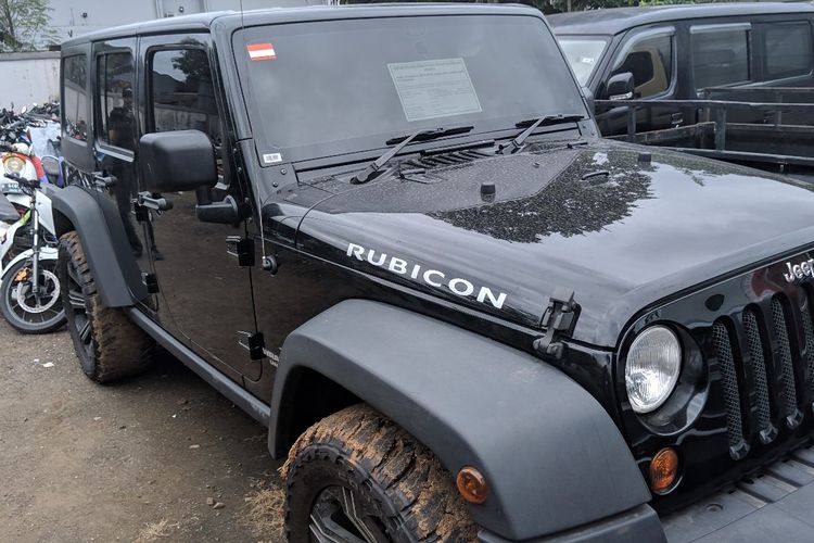 Detail Gambar Mobil Rubicon Nomer 5