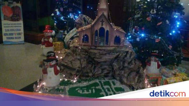 Detail Gambar Pohon Natal 2016 Nomer 30