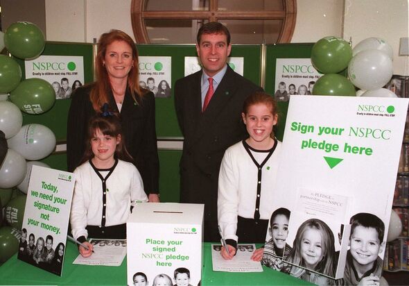 Andrew and Fergie with Beatrice and Eugenie kids